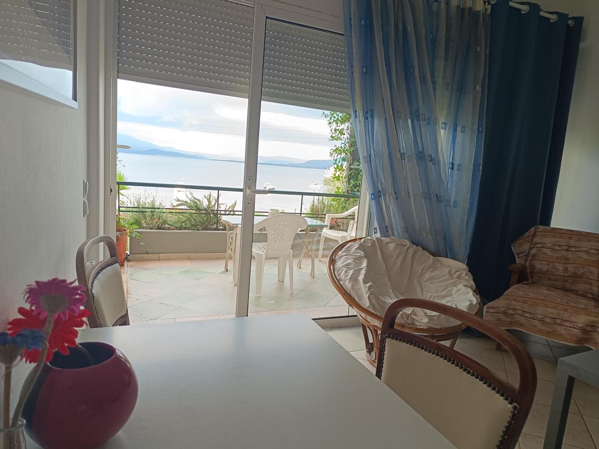 Mare E Monti1 Apartment กาเมนาวูร์ลา ห้อง รูปภาพ